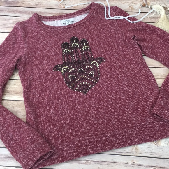 Hamsa hand long sleeve top - Picture 6 of 6